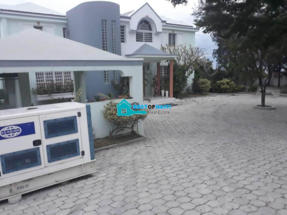 Beautiful, Modern House for Rent in Vivi Michel, Port-au-Prince, Haiti