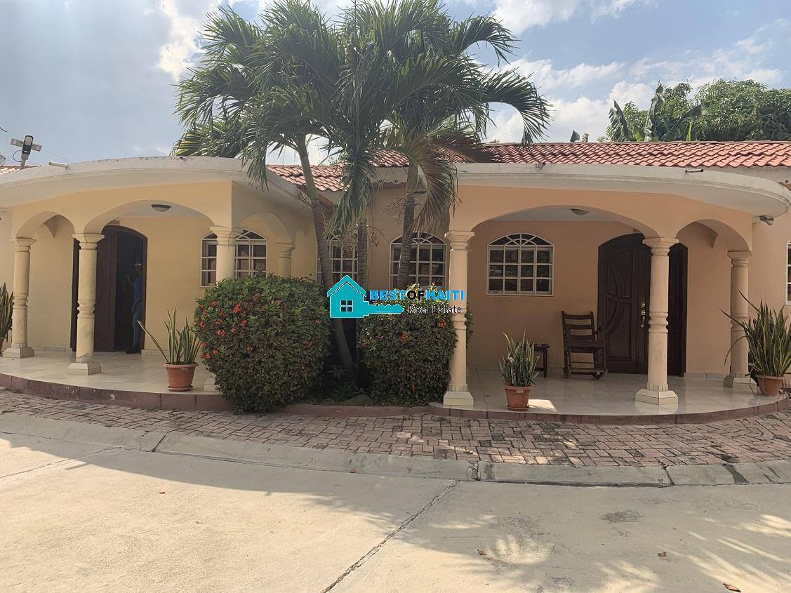 2 Bedrooms, 2 Baths Furnished House For Rent In Bellevue, Petion-Ville 2 Bedrooms, 2 Baths Furnished House For Rent In Bellevue, Petion-Ville