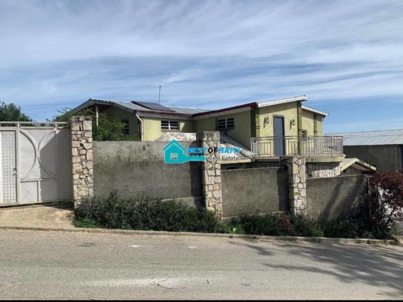 Modern, Fully Furnished House for Sale in Kenscoff (Suburb), Haiti