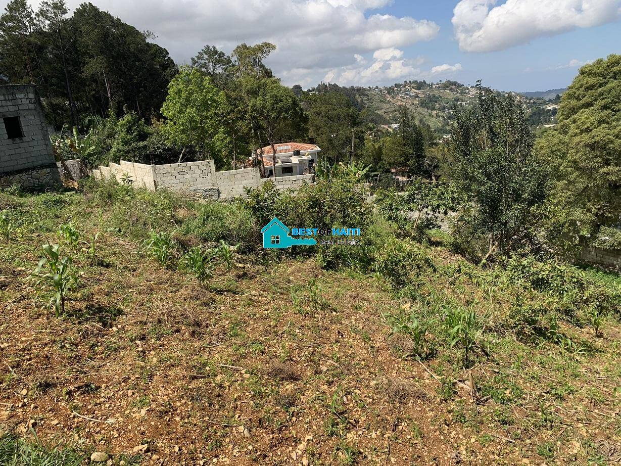903 Square Meters, Enclosed Land For Sale In Fermathe, Kenscoff, Haiti 903 Square Meters, Enclosed Land For Sale In Fermathe, Kenscoff, Haiti