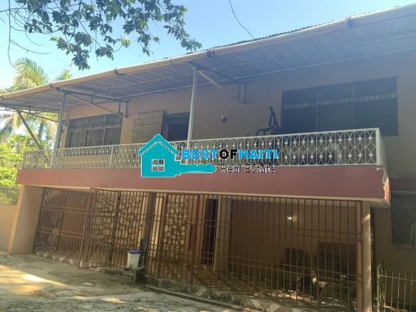 3 Beds, 2 Baths Apartment for Rent in Laboule 13 - Lots of Gardens