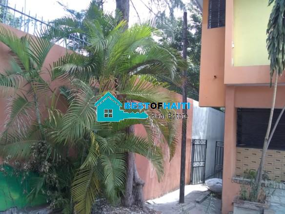 Grand House for Sale in Petion-Ville (Berthe), Haiti - Independent Studio