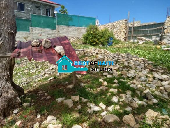 Cheap, Ready, 4 Centiemes Land for Sale at Fermathe, Kenscoff, Haiti
