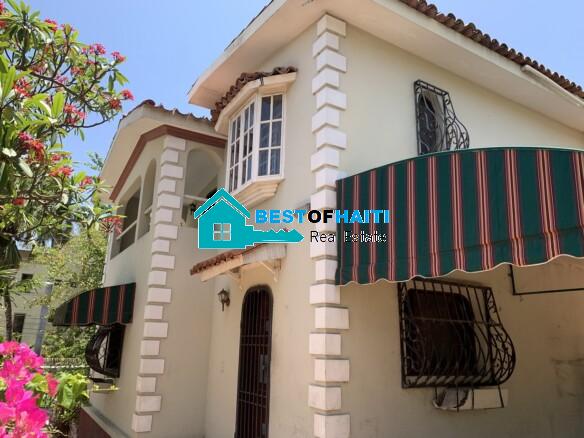Spectacular 4Beds, 5Baths House with Pool for Rent in Delmas 40A, Haiti
