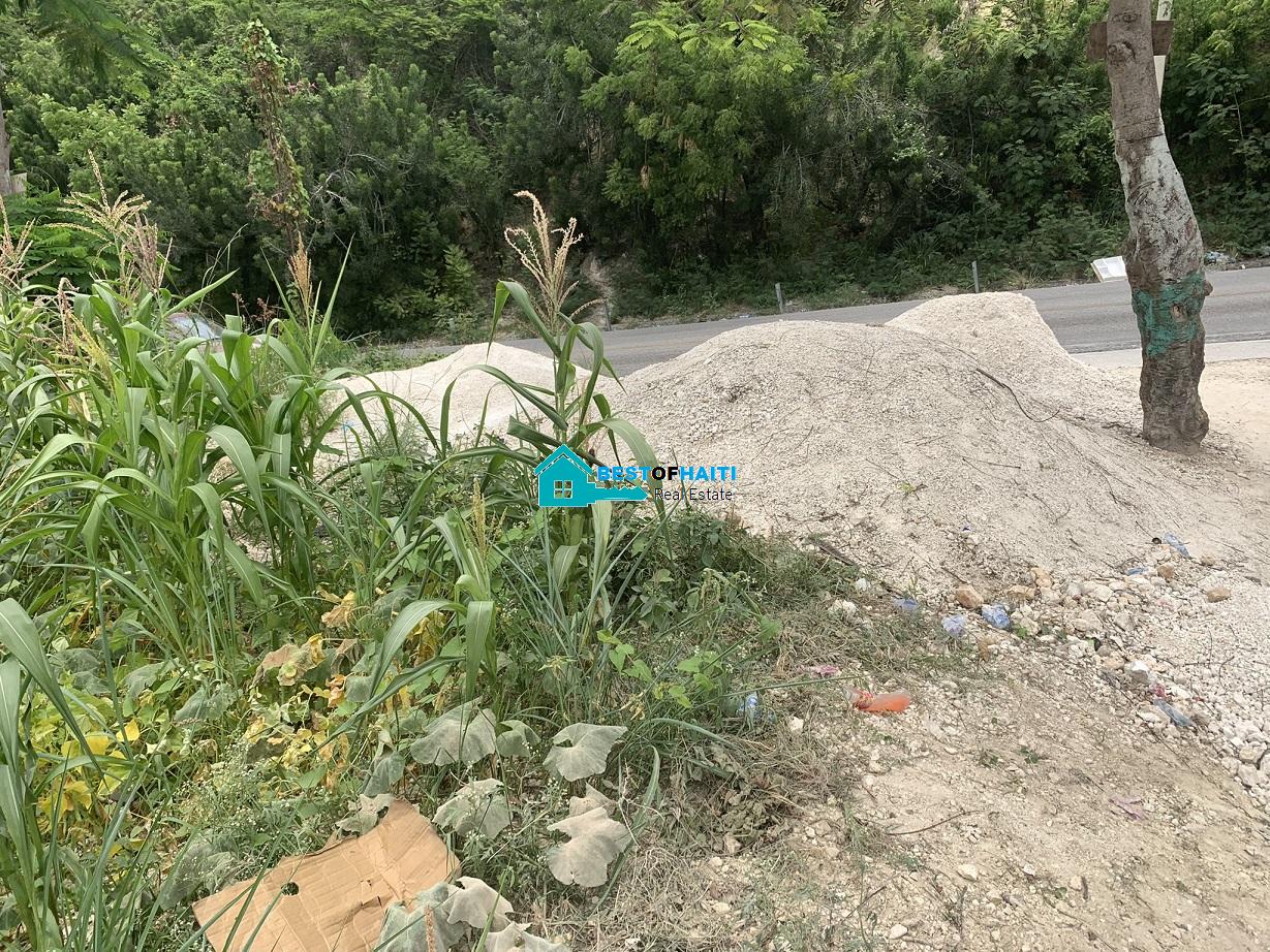 Cheap Land for Sale in Juvenat, Petion-Ville – 4 Centiemes, By the Streets, Cheap Land for Sale in Juvenat, Petion-Ville - 4 Centiemes, By the Streets,