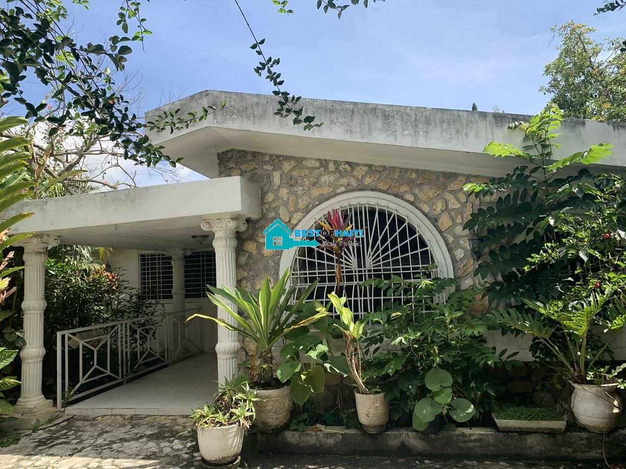 Cheap House for Sale in Thomassin 32, Petion-Ville, Haiti - Private Area