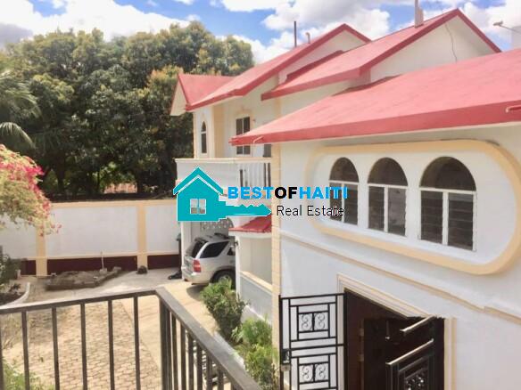 Cheap House for Sale in Cap-Haitian, Haiti - With Servant Quarter