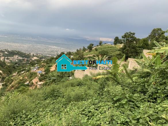 Fenced Land for Sale in Montagne Noire, Petion-Ville, Haiti - 9.5 Centiemes
