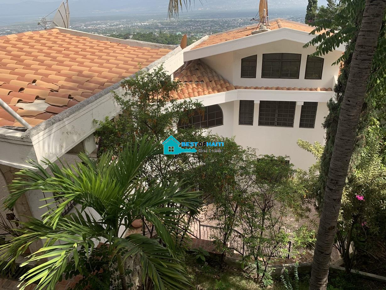 Furnished House for Rent in Musseau, Petion-Ville, Haiti - Jacuzzi