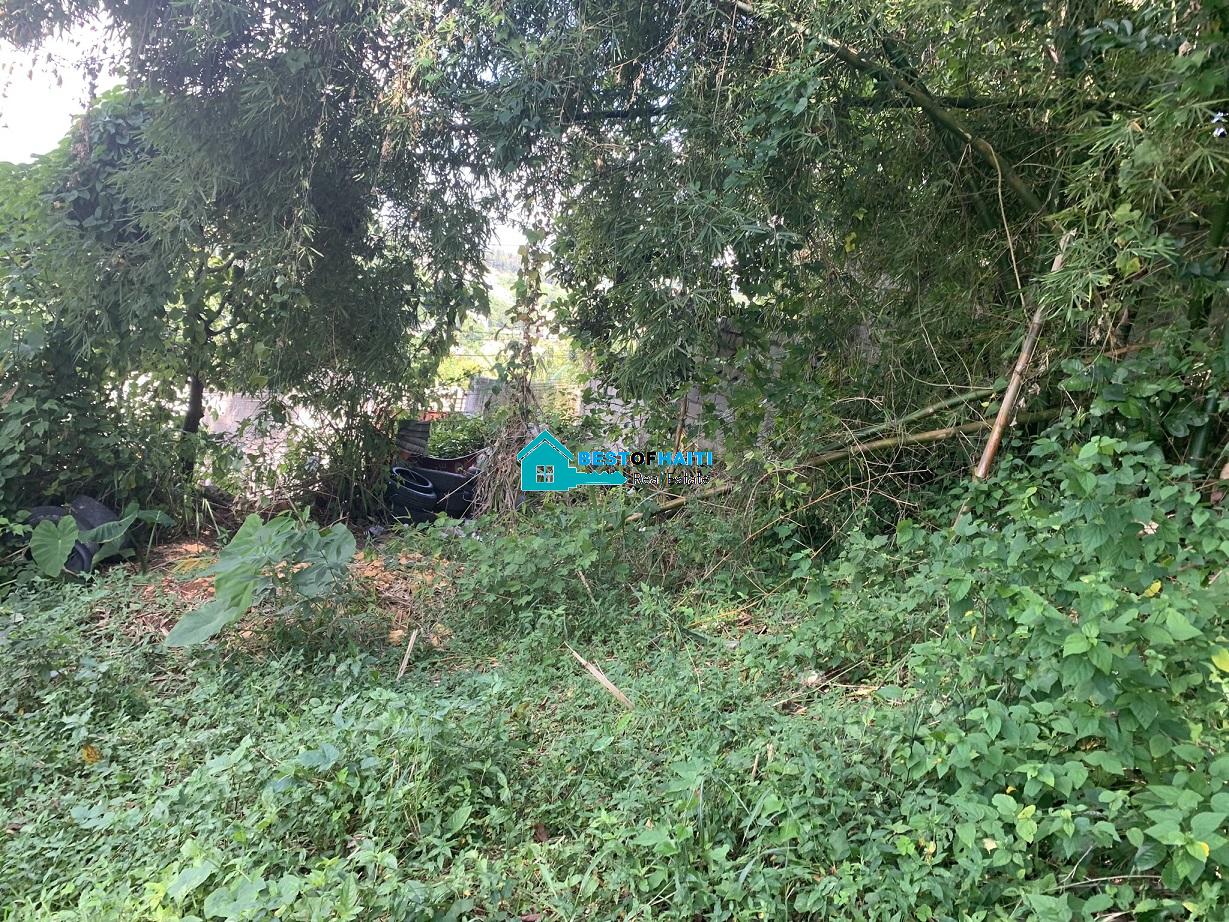 Roadside Land for Sale in Thomassin 32, Petion-Ville Haiti