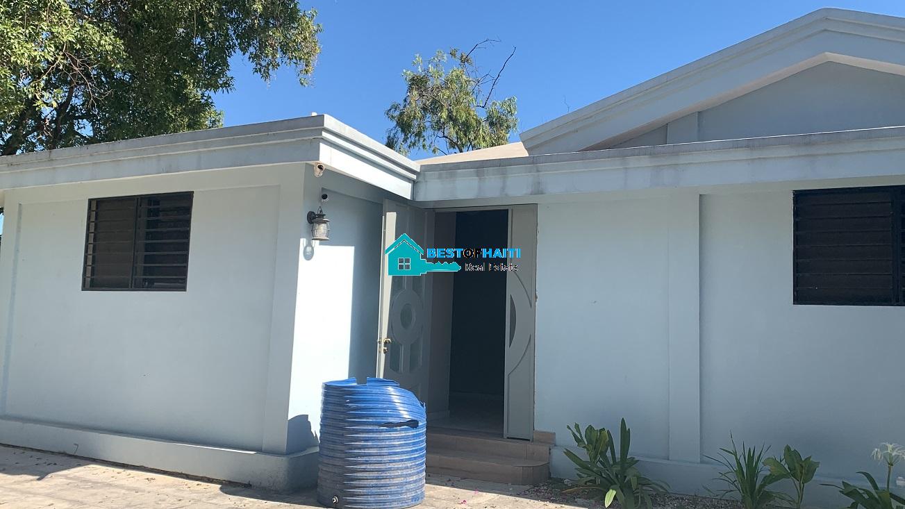Low, Unfurnished House for Rent in Vivy Mitchell, Petion-Ville, Haiti Low, Unfurnished House for Rent in Vivy Mitchell, Petion-Ville, Haiti