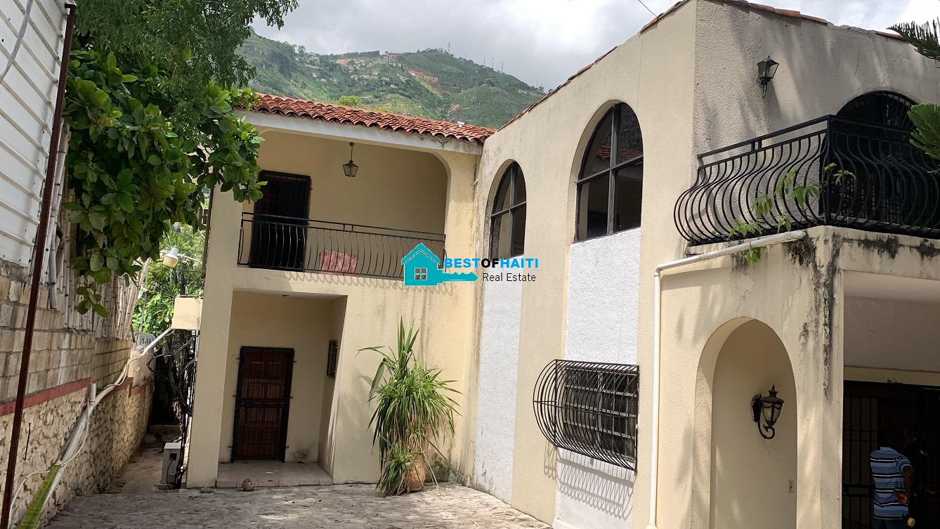 Family House for Sale in Juvenat (Karibe Area), Petion-Ville, Haiti Family House for Sale in Juvenat (Karibe Area), Petion-Ville, Haiti