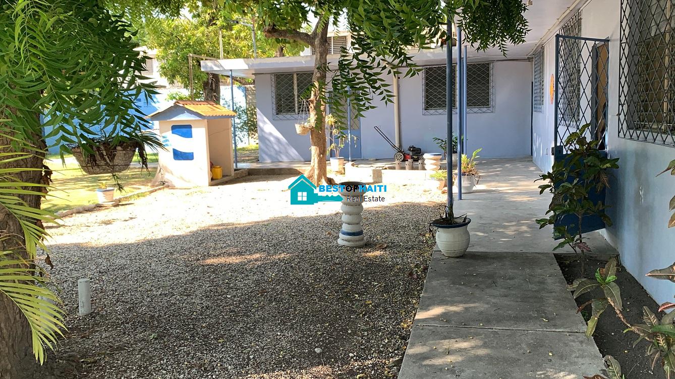 Commercial Property for Sale in Bon Repos, Haiti (Marin 21) Commercial Property for Sale in Bon Repos, Haiti (Marin 21)