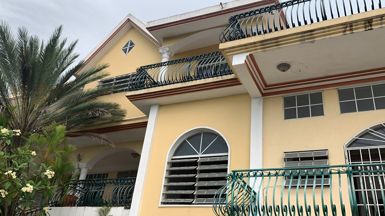 Hillside House for Sale in Morne Brun, Petion-Ville, Haiti: Furnished