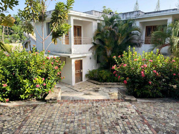 Independent Apartments for rent in Pelerin 5, Petion-Ville, Haiti