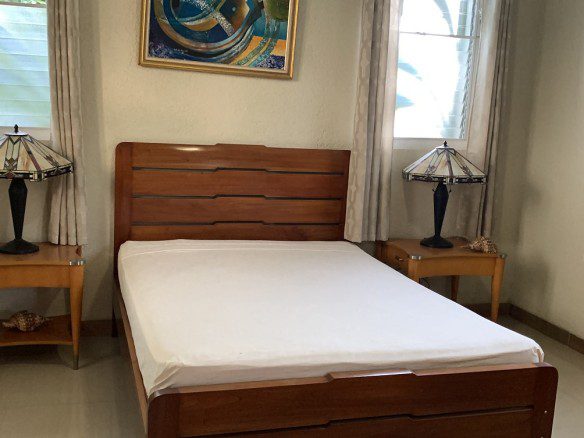 Independent Furnished Apartment Rental, Peguy-Ville, Haiti: 3-Bed