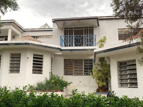 Huge House for Sale in Vivy Mitchell, Petion-Ville, Haiti - 7 Beds