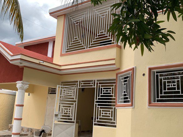 Cheap House for Sale at Delmas 75 (Catalpa), Port-au-Prince, Haiti
