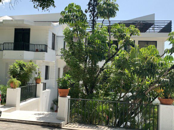 Independent Luxury Furnished Studio Apartment Rental, Peguy-Ville, Haiti