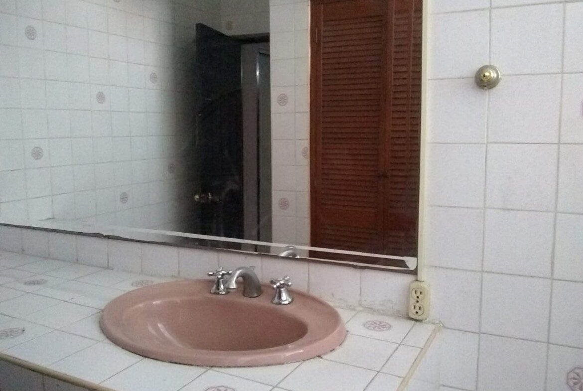 1170