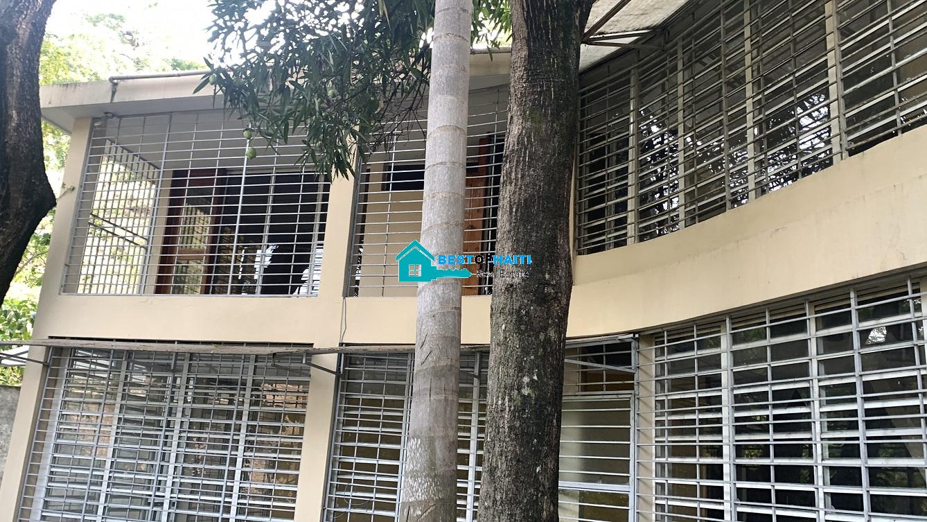 Spacious Unfurnished House for Rent, Musseau, Haiti: 4 Bedrooms Spacious Unfurnished House for Rent, Musseau, Haiti: 4 Bedrooms