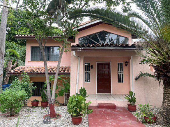 Nice Furnished House for Sale in Belleville, Petion-Ville, Haiti