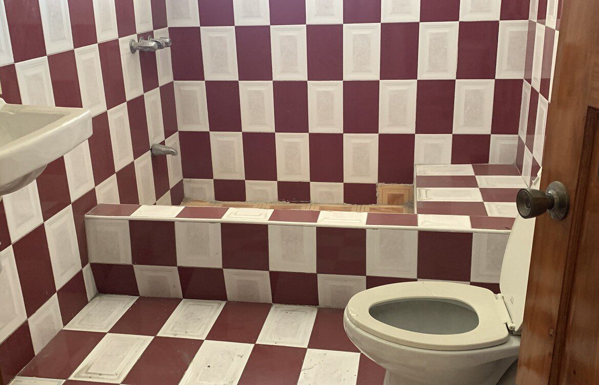 1170