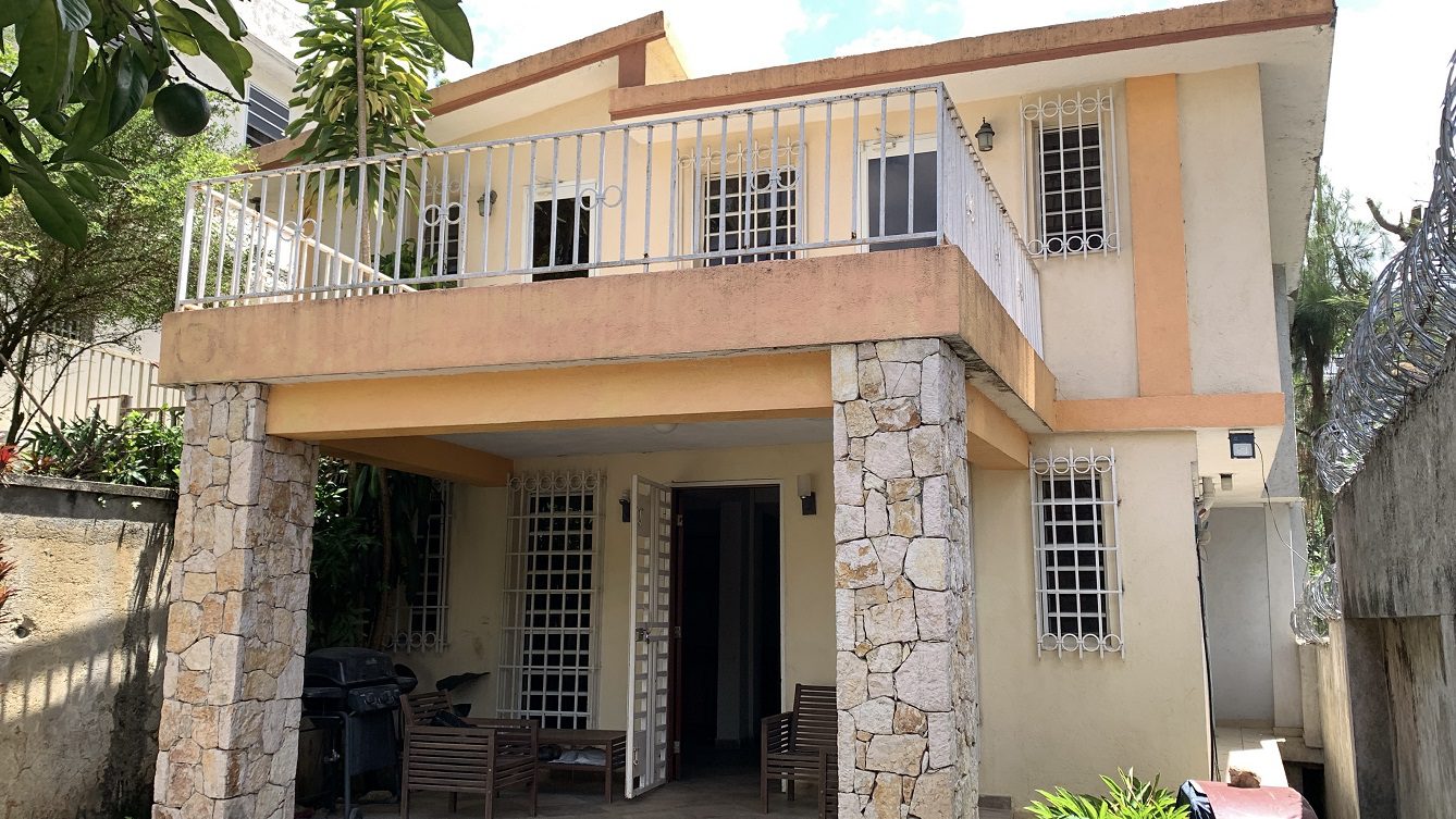 Independent FURNISHED Duplex Apartment Rental, Thomassin 25