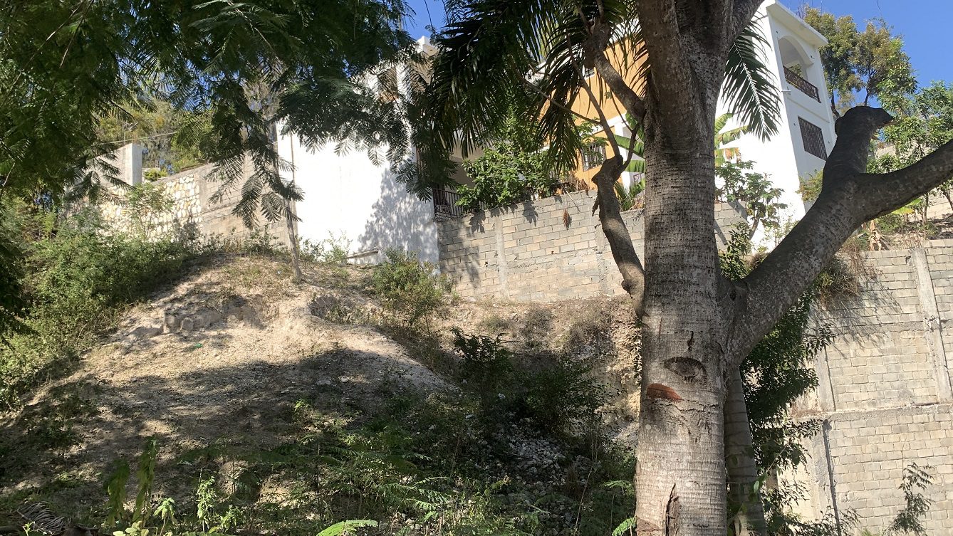 Built-Ready Cheap Residential Land for Sale in Marlique, PV, Haiti