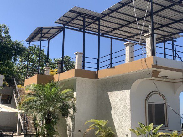 Cheap Luxury House + Extra Land for Sale in Morne Calvaire, Haiti