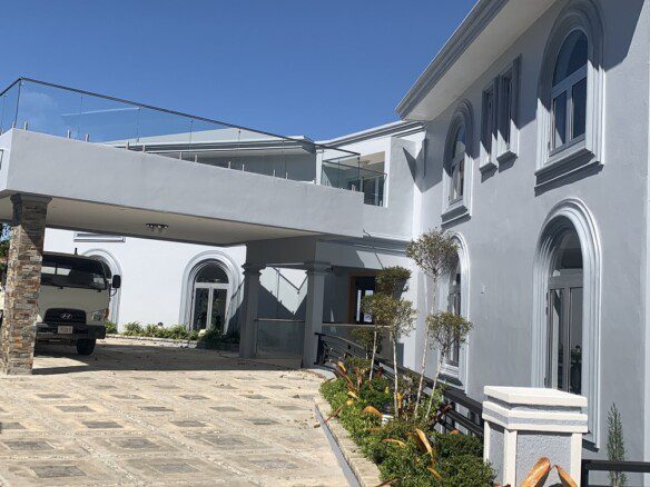 Large Luxury Home Estate for RENT in Morne Calvaire, Petionville, Haiti