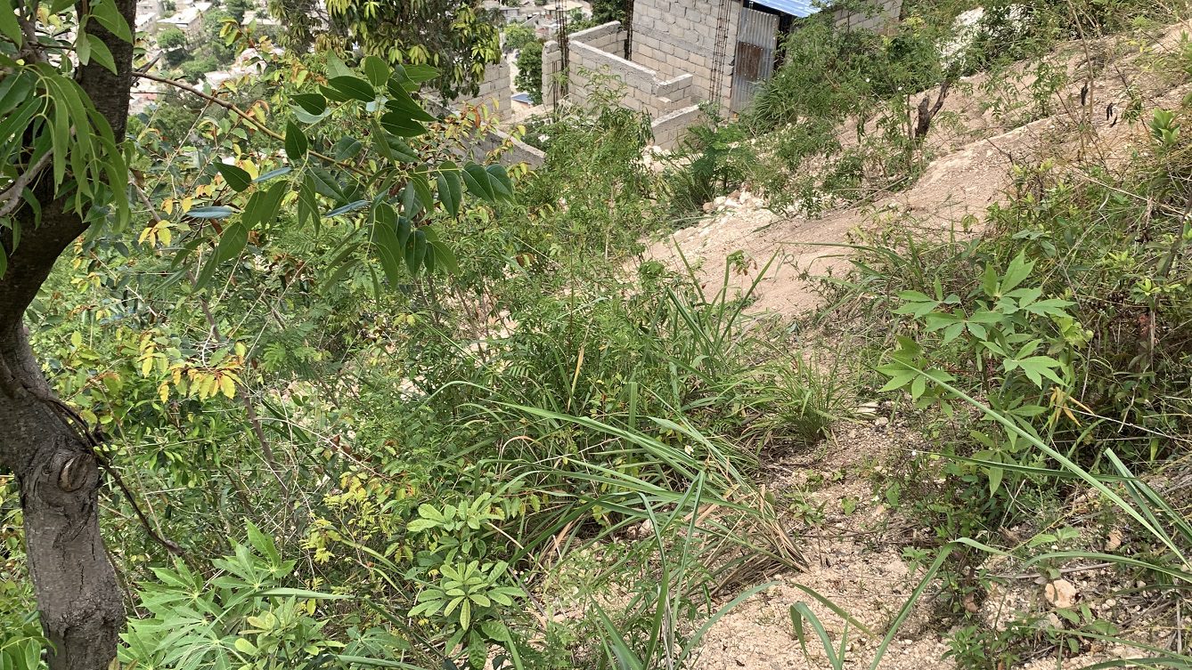 Cheap Residential Land Sale in Marlique, Petion-Ville, Haiti – 387m² Cheap Residential Land Sale in Marlique, Petion-Ville, Haiti - 387m²
