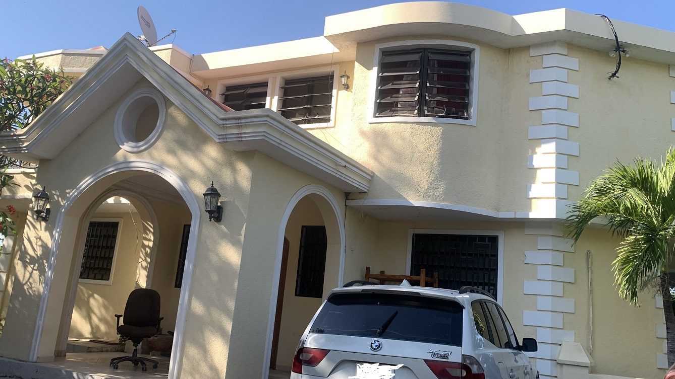 Very Large House in Vivy Michel, Petion-Ville, Haiti | 8 Bedrooms