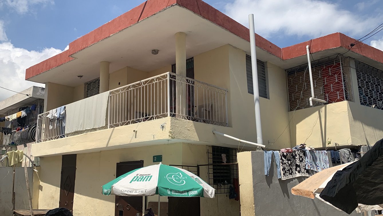 House for Sale in Delmas 40B, Port-au-Prince, Haiti – 6 Bedrooms House for Sale in Delmas 40B, Port-au-Prince, Haiti - 6 Bedrooms