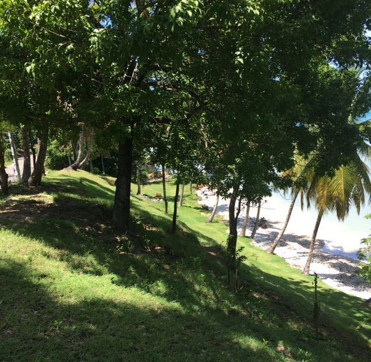Cheap & Stunning Oceanfront Land for Sale in Port-Salut, Haiti – 13.18 Centiemes (1,700m², 18,298.65ft², or 0.42 Acres) – Super Clean Private Beach, Accessible, Completely Paved Roads, One of the Safest Neighborhoods in the South Overlooking The Turquoise Blue Caribbean Sea, Flat, Build-Ready – Ideal for a Residential House, Home, Cottage or Mansion,  Luxury Apartment Complex, Hotel, Airbnb, Bed & Breakfast, Assisted Living Facility and More…