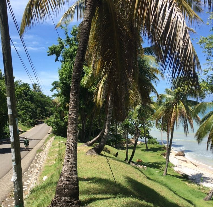 Cheap & Stunning Oceanfront Land for Sale in Port-Salut, Haiti – 13.18 Centiemes (1,700m², 18,298.65ft², or 0.42 Acres) – Super Clean Private Beach, Accessible, Completely Paved Roads, One of the Safest Neighborhoods in the South Overlooking The Turquoise Blue Caribbean Sea, Flat, Build-Ready – Ideal for a Residential House, Home, Cottage or Mansion,  Luxury Apartment Complex, Hotel, Airbnb, Bed & Breakfast, Assisted Living Facility and More…