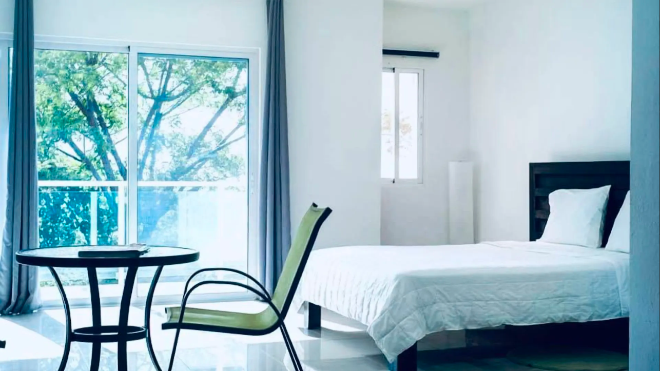 Fully Furnished Upscale Beachfront Apartments, Hotel & AirBnb for Rent in Cap-Haitien, Haiti (Rival Beach) – 1 & 2 Bedrooms – ALL INCLUSIVE! Private Villa Overlooking the Turquoise Blue Caribbean Ocean – Modern Furniture & Appliances, 24/7 Robust Solar-Powered Electricity, Commercial Size Backup Generator, Air-Conditioner Unit (A/C), Cable Television, WiFi Internet (Starlink), Security Guards on Rotations