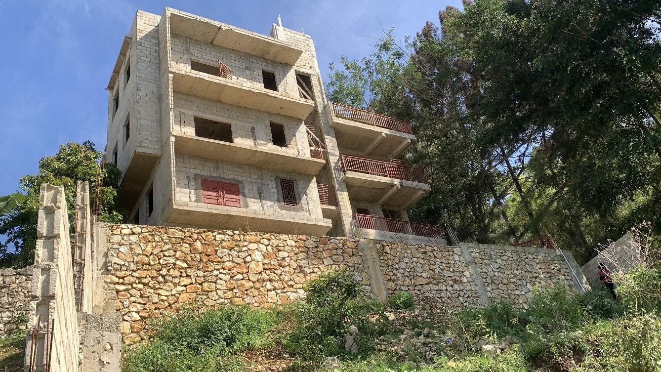 Unfinished MEGA House + Independent Land for Sale in Haiti Unfinished MEGA House + Independent Land for Sale in Haiti