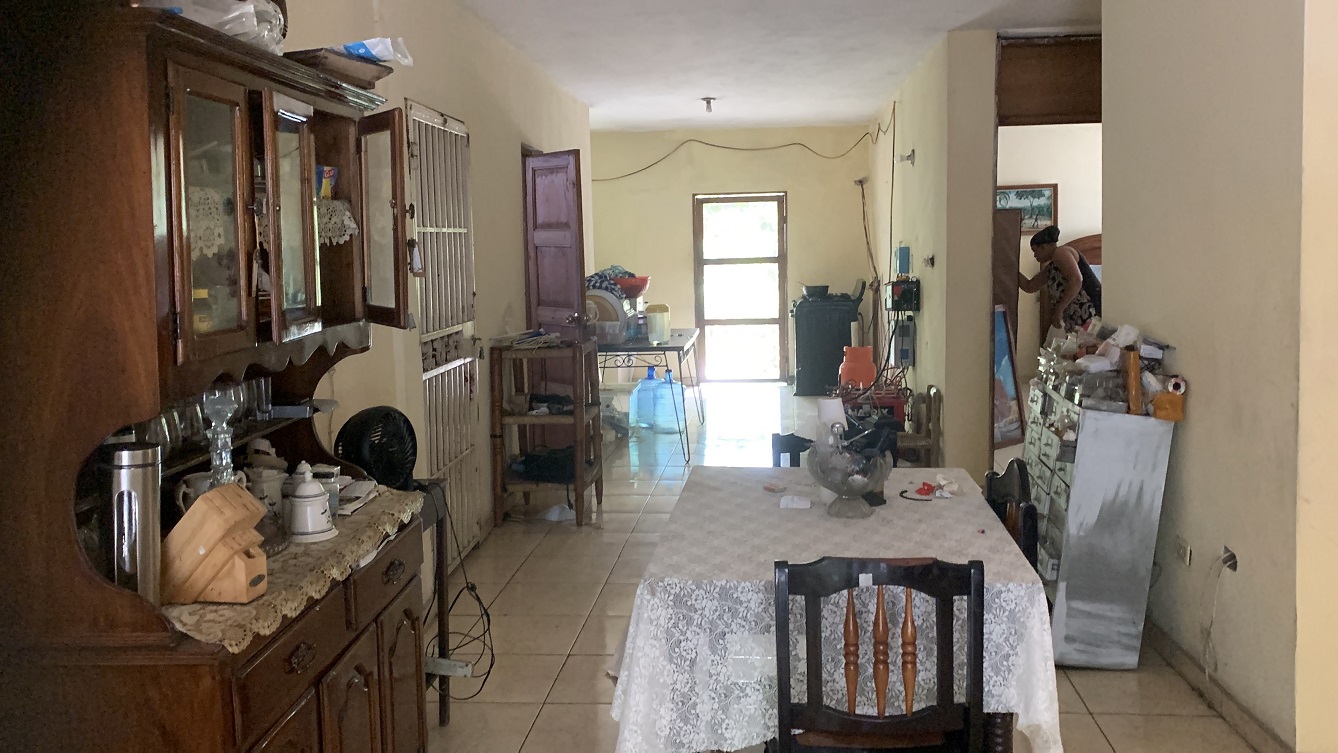 One-Story, Clean Title, Move-in Ready, Cheap, Cozy House for Sale in Canape-Vert (Main Commercial Hug), Port-au-Prince, Haiti – 3 Spacious Bedrooms, 2 Bathrooms, Living Room, Dining Room, Kitchen, Reservoir, Water Tower, Servant Quarter, Kitchen – Suitable to Use as Both Residential & Commercial Property – Ideal for Single-Family Residence or Business: School, Church, Gas Station Etc. High Traffic Area