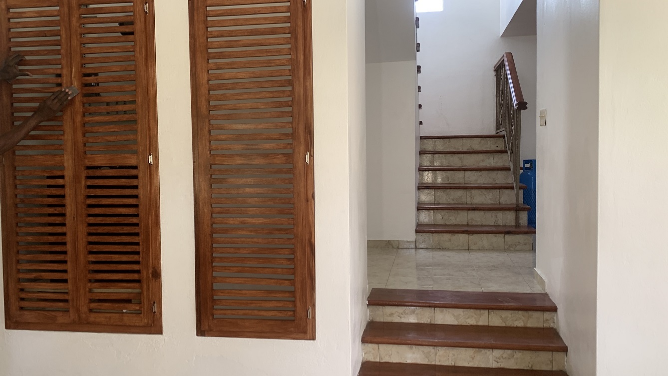 Brand-New, ALL-INCLUSIVE, Luxury Furnished Independent TOWNHOUSE for RENT in Laboule 10, Petion-Ville, Haiti – 3 Spacious Bedrooms (Master with Whirlpool Jacuzzi Bathtub), 2.5 Modern Bathrooms, Elegant Living/Dining Rooms, Fresh Contemporary Furniture & Appliances, Stylish Kitchen, Private Partially Covered Backyard, Air Conditioner Units (A/C), Ceiling Fans, Glistening Swimming Pool, Workout Gym, High-Speed Internet, Satellite TV, Exclusive, Personal Robust Solar-Powered System, Backup Generator, Security Guards, Washer/Dryer, Move-in Ready