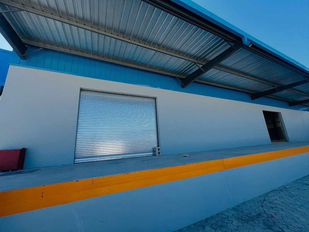 Industrial Warehouse for Sale in Parcs Industriels Métropolitain, Port-au-Prince, Haiti – 35,000 ft² (3,251 m²) – Suitable for Self-Storage Facility, Third-Party Logistics, Bulk Goods Storage, Vehicle Storage, Fulfillment Center, Wholesale Distribution Hub, Ghost Kitchens, Light Manufacturing, Artisanal Workshop, Co-Working, Maker Space, and More – Parking Spaces for Multiple Cargo, Container Delivery, Dump & Equipment Trailers, and More…