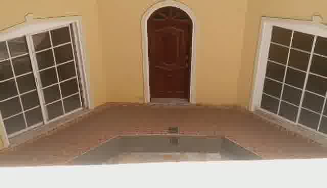 Large 5-Bedroom House for Rent in Breda #2, Cap-Haïtien, Haiti – 5 Spacious Bedrooms, 4.5 Bathrooms, Open Living & Dining Rooms, Renovated Kitchen, Multi-Family Home, Servant Quarter, High-Walls/Fences, 2 Entrance/Exit Gates, 5-Car Parking Space, Ideal for Big Family, International Organization Office, Headquarters, or Residence
