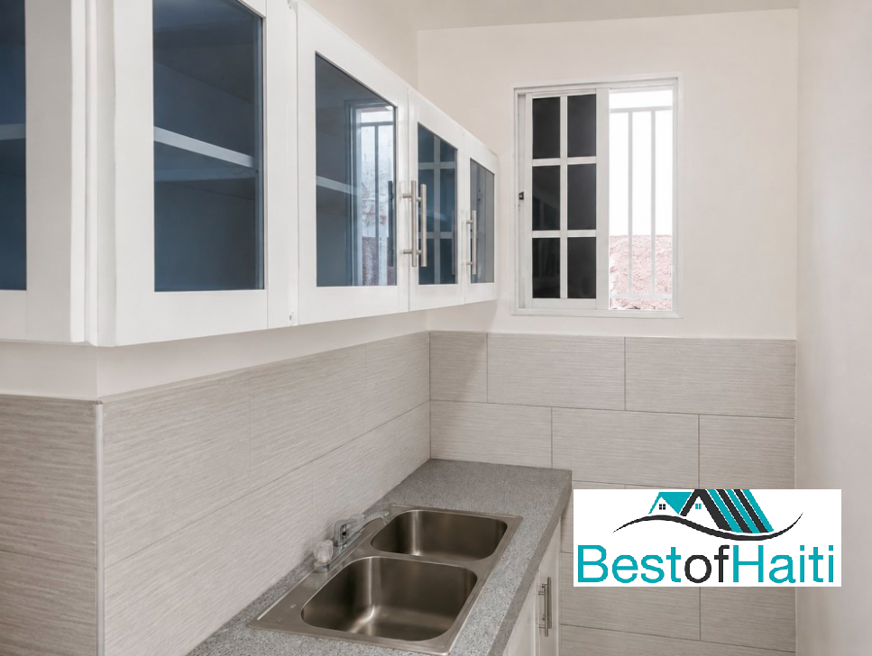 Newly Built, Cheap Single-Story House for Rent in Vaudreuil, Cap-Haïtien, Haiti – 3 Spacious Bedrooms, 3 Modern Bathrooms, Open-Layout Living & Dining Rooms, Functional Kitchen with Built-in Cabinets, Title Floors, Generous Outdoor Spaces, Gated/Fenced, Brand-New Home, Parking for 6+ Cars