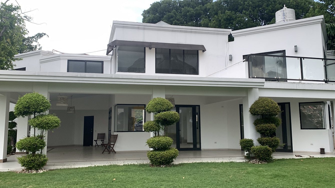 Newly Renovated FURNISHED MEGA LUXURY HOUSE for SALE, Juvenat (Yards from Karibe Hotel), Petion-Ville, Haiti – 4 Spacious Bedrooms, 3 1/2 Baths, Brand New Modern Furniture & Appliances,  Contemporary Island Kitchen, Manicured Backyard, Space for Sparkling Swimming Pool, 24/7 Robust Solar-Powered Electricity, Backup Generator, Security Guards on Rotation, WiFi/Internet, Servant Quarter, 10+ Parking Spaces, Lots of Greenery, Fruit, Vegetable, Tropical Trees, and More…