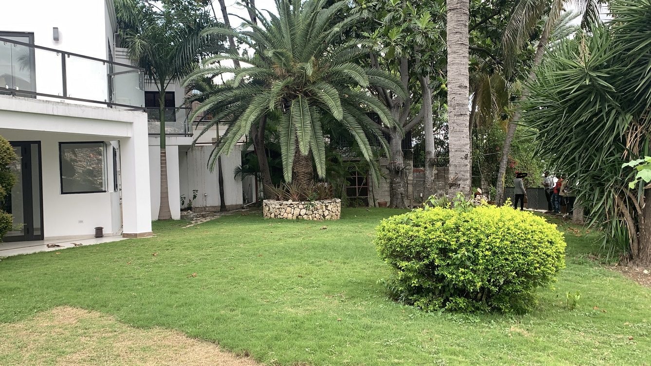Newly Renovated FURNISHED MEGA LUXURY HOUSE for SALE, Juvenat (Yards from Karibe Hotel), Petion-Ville, Haiti – 4 Spacious Bedrooms, 3 1/2 Baths, Brand New Modern Furniture & Appliances,  Contemporary Island Kitchen, Manicured Backyard, Space for Sparkling Swimming Pool, 24/7 Robust Solar-Powered Electricity, Backup Generator, Security Guards on Rotation, WiFi/Internet, Servant Quarter, 10+ Parking Spaces, Lots of Greenery, Fruit, Vegetable, Tropical Trees, and More…