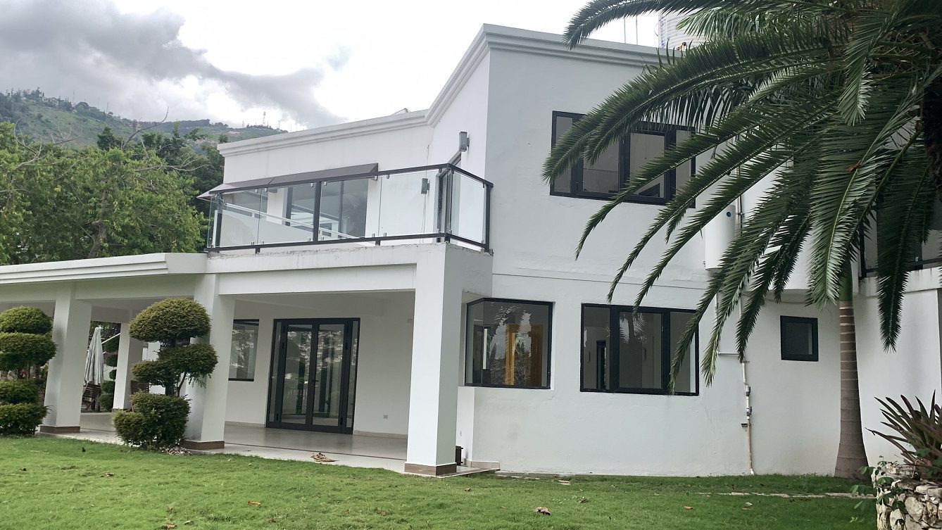 Furnished MEGA LUXURY HOUSE SALE, Juvenat, Karibe, Haiti
