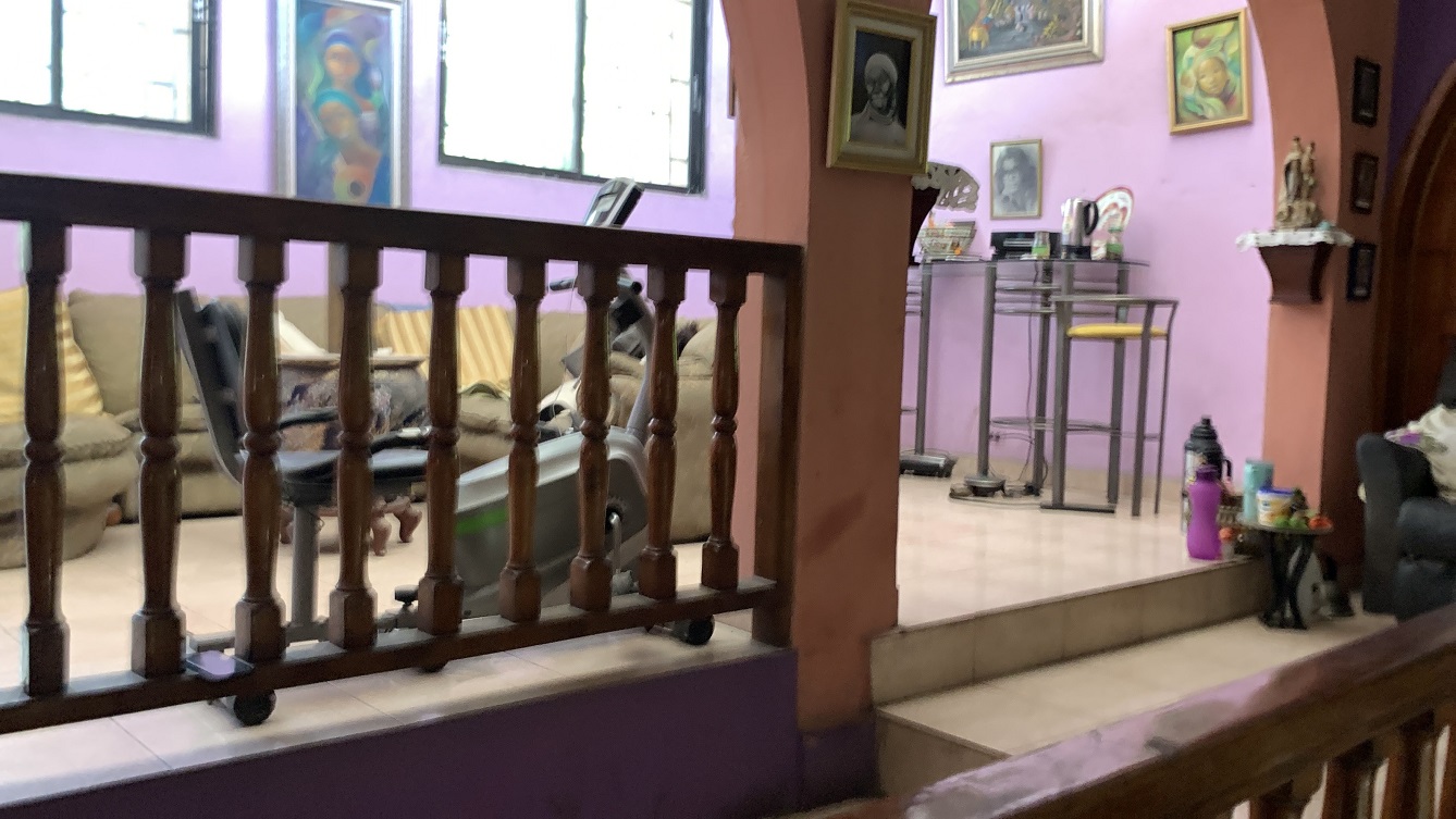 Cheap, Expansive, Sold by Owner House for Sale in Delmas 41 (Faustin 1ere), Port-au-Prince, Haiti – 6 Spacious Bedrooms, 7 Bathrooms, 3 Living Rooms, 2 Dining Rooms, 2 Kitchens, Swimming Pool, Play Area, Servant Quarter, Built in 2026 on 516m² (4 Centiemes or 5,554.18) of Flat Land, Parking Available for 4+ Cars with 2 Covered, High Walls/Fences, Safe Residential Neighborhood – Largest Master’s Bedroom in a Multi-Family Home