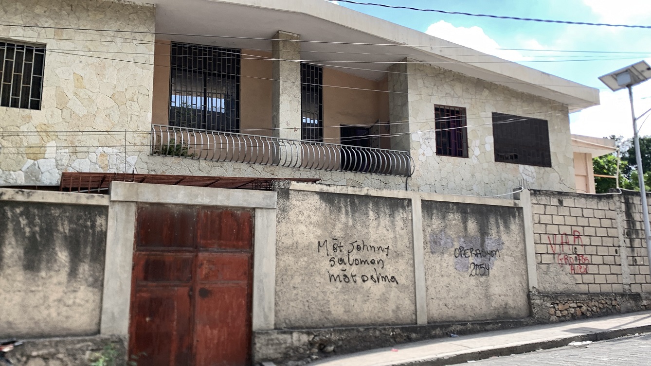 Cheap Expansive House for Sale, Delmas 41, Port-au-Prince, Haiti