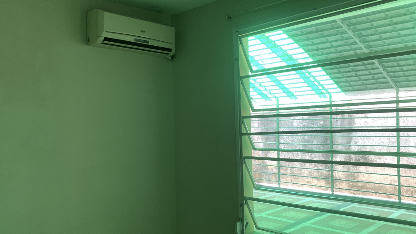 Independent Furnished or Unfurnished Apartment for Rent in Montagne Noire (Lower), Petion-Ville, Haiti – 2 Spacious Bedrooms, 1 Bathroom, Living & Dining Rooms, Large Shed (Gallery), Walking Distance to Caribbean Supermarket, Parking Spaces for 2 Cars & other Vehicles