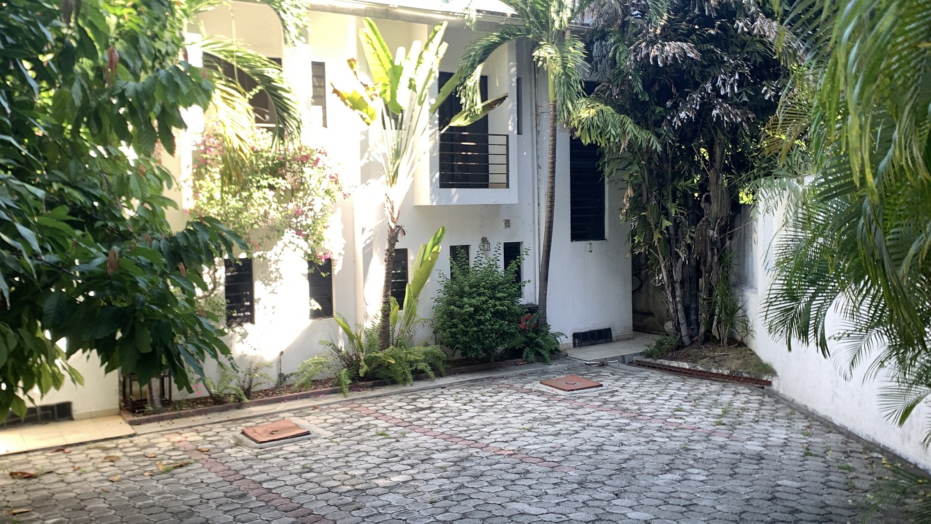 Profitable Luxury Furnished Apartments for Sale in Bourdon (Reimbol), Port-au-Prince, Haiti – 3 Complexes, 6 Units, 15 Bedrooms, 21 Bathrooms, Sparkling Swimming Pool, Fruits & Vegetables, Robust Solar-Powered System, Commercial-Size Power Generator – FULL CAPACITY YEAR-ROUND BUSINESS – Private/Exclusive Village with Three (3) Armed Guard Check-in Gates – Home to Haiti’s Oligarchs, United Nations Employees, ACTED, Solidarity, Ambassadors, etc.